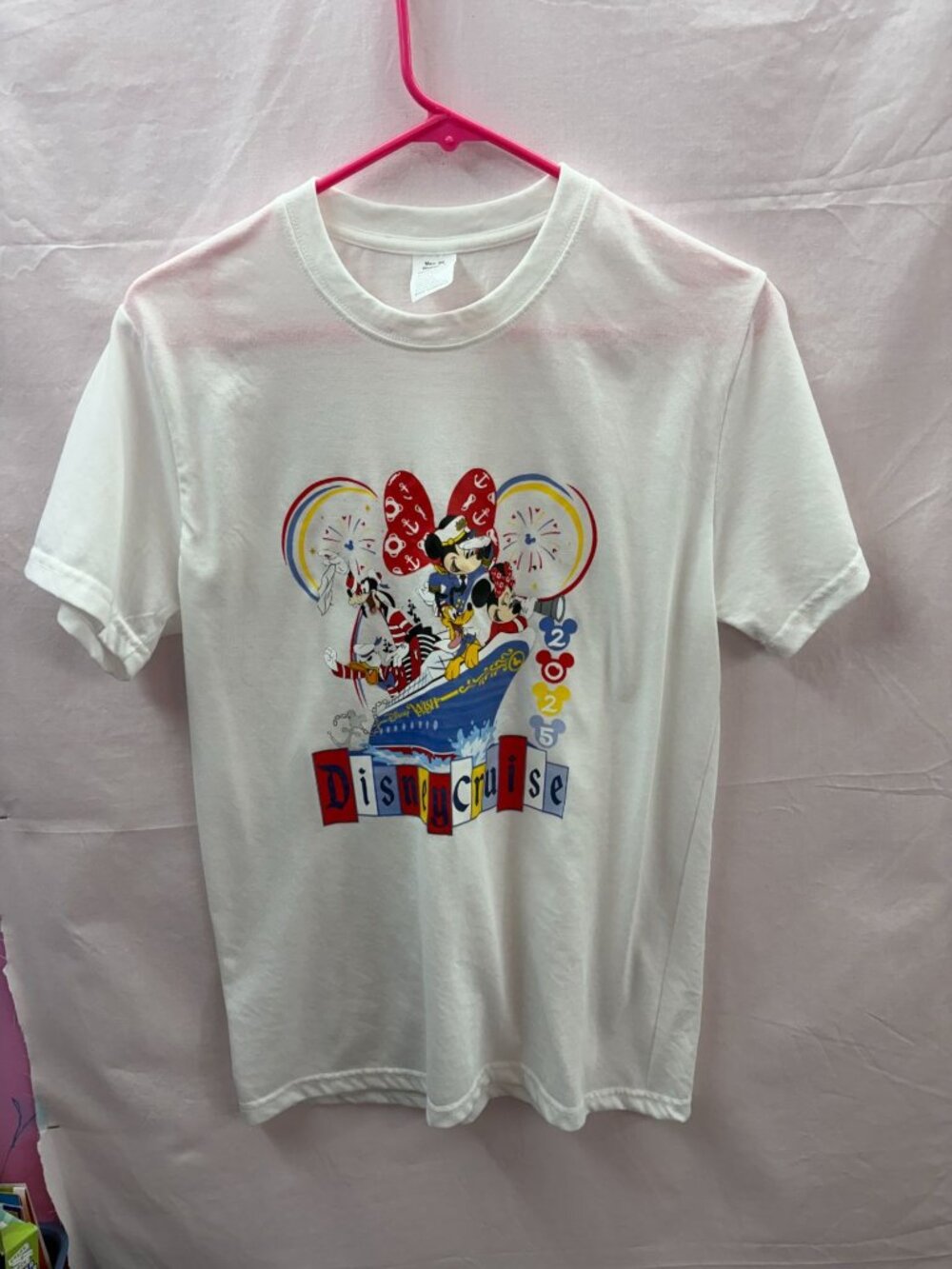 Disney Cruise Men's XS & Women's S White Casual Disney 2025 Cruise Ship T-Shirt